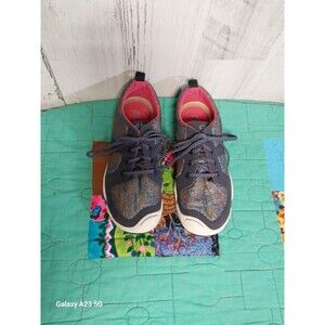 Plae Miles Titanium Quartz Sneakers Size 2 Big Kid